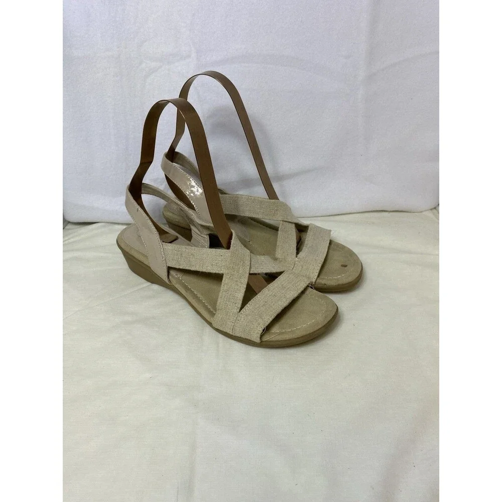 Mootsies Tootsies Womens Size 8M Khaki Sandals Strappy Slingback Flats IDAir